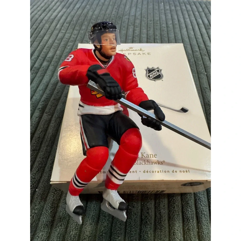 Hallmark Keepsake Patrick Kane Chicago Blackhawks NHL Christmas‎ Ornament 88